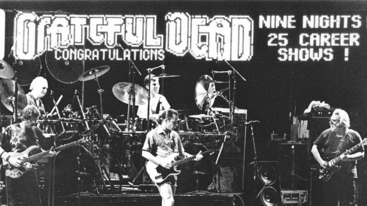 Grateful Dead Joined By Many Guests At Rainforest Benefit On This Date In 1988