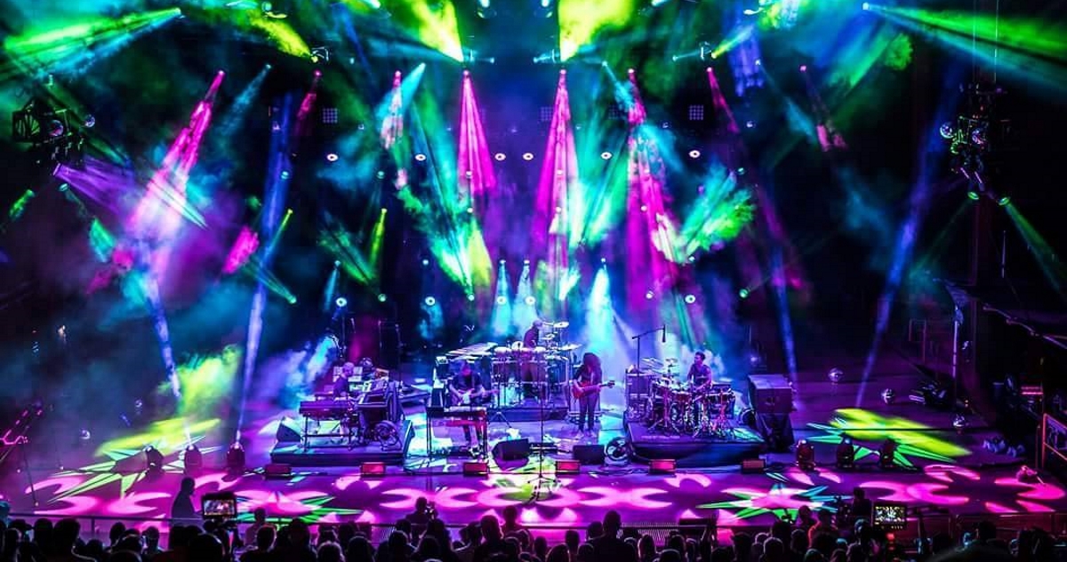 sts9-red-rocks-disco_bunny-crop