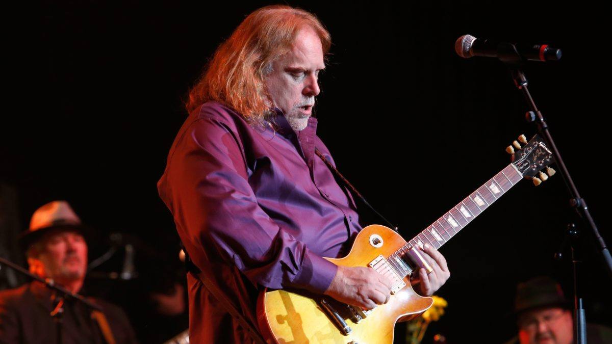 Pro-Shot Video: Warren Haynes Performs ‘You Lie’ At Dr. John Tribute Concert