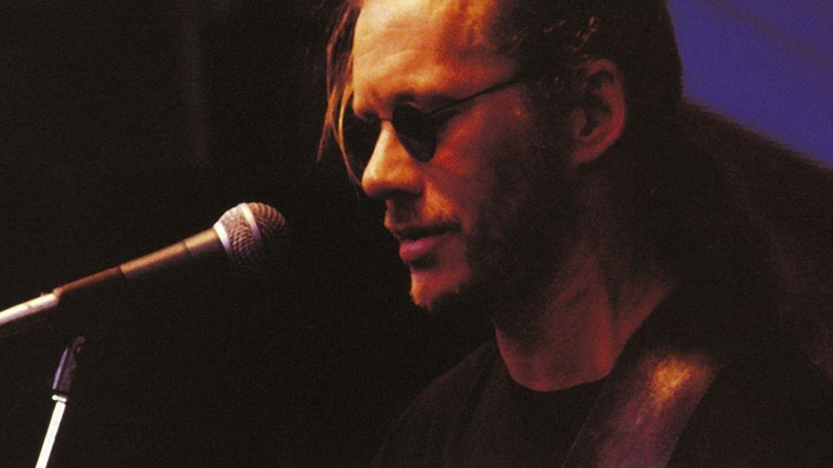 Remembering Warren Zevon: Performing On ‘The Jon Stewart Show’