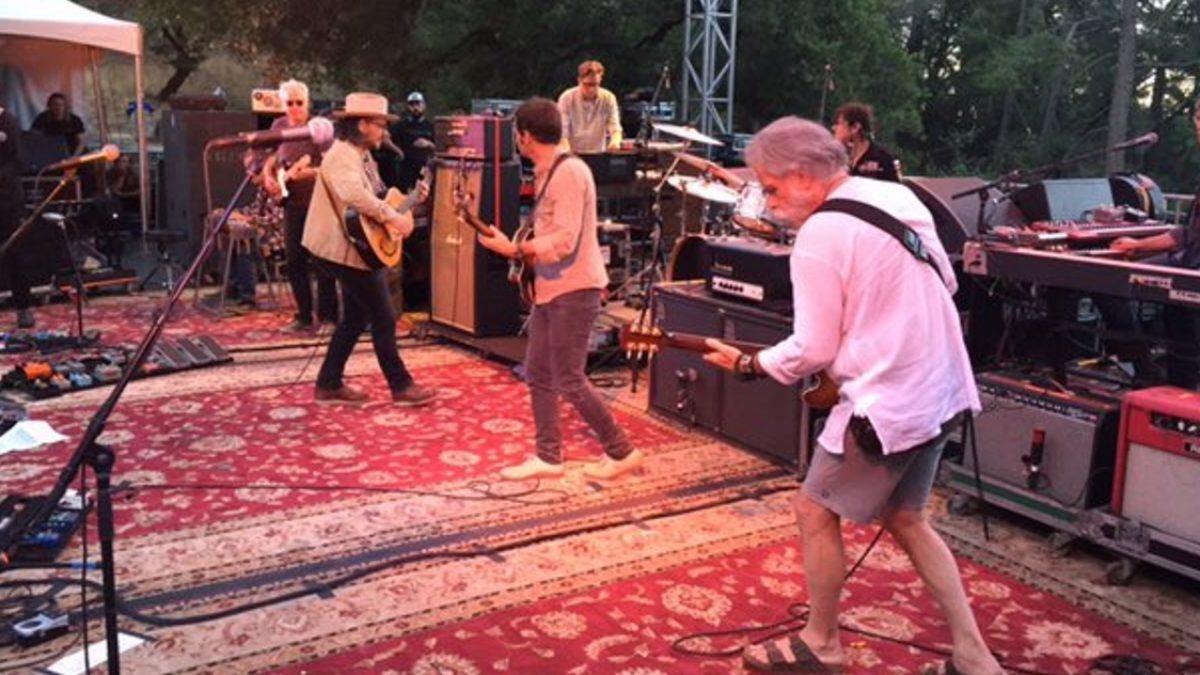 Bob Weir, Bill Frisell & Greg Leisz Join Wilco At Sound Summit