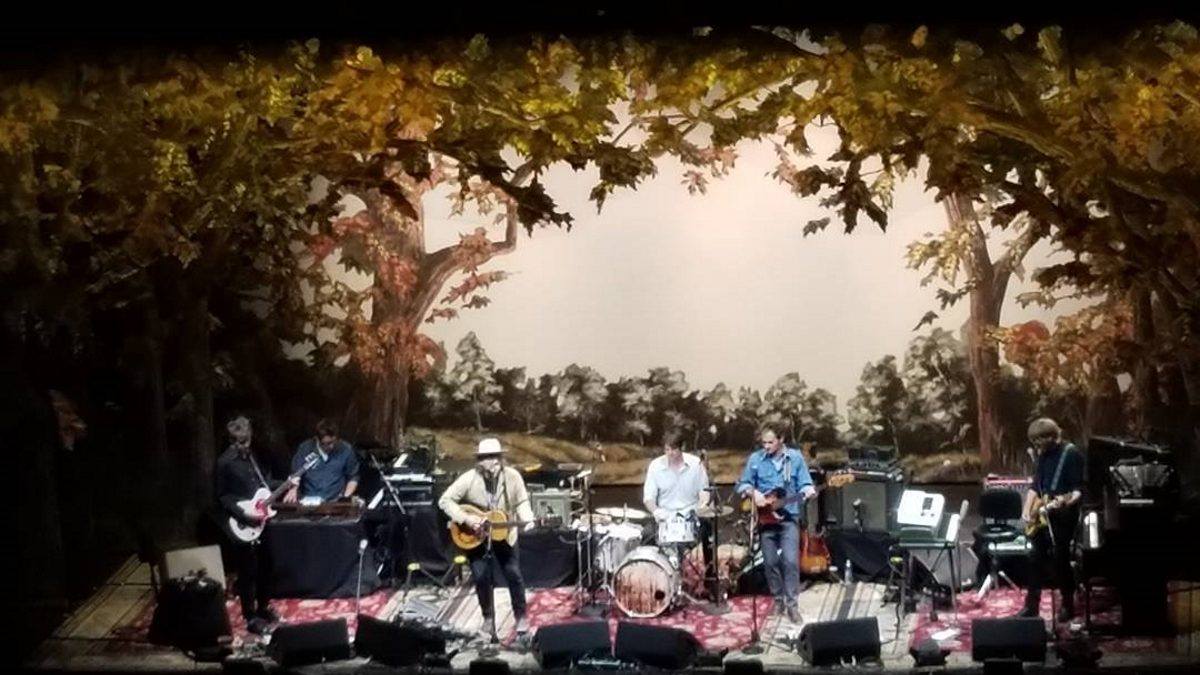 Wilco Delivers 'Schmilco' Debuts & Bust Outs In Boise