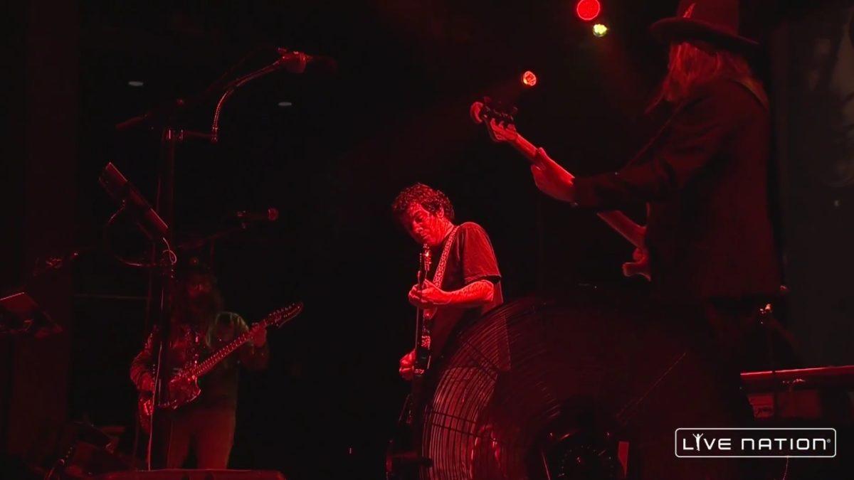 [UPDATED] Dean Ween Guests With Claypool Lennon Delirium In Philadelphia