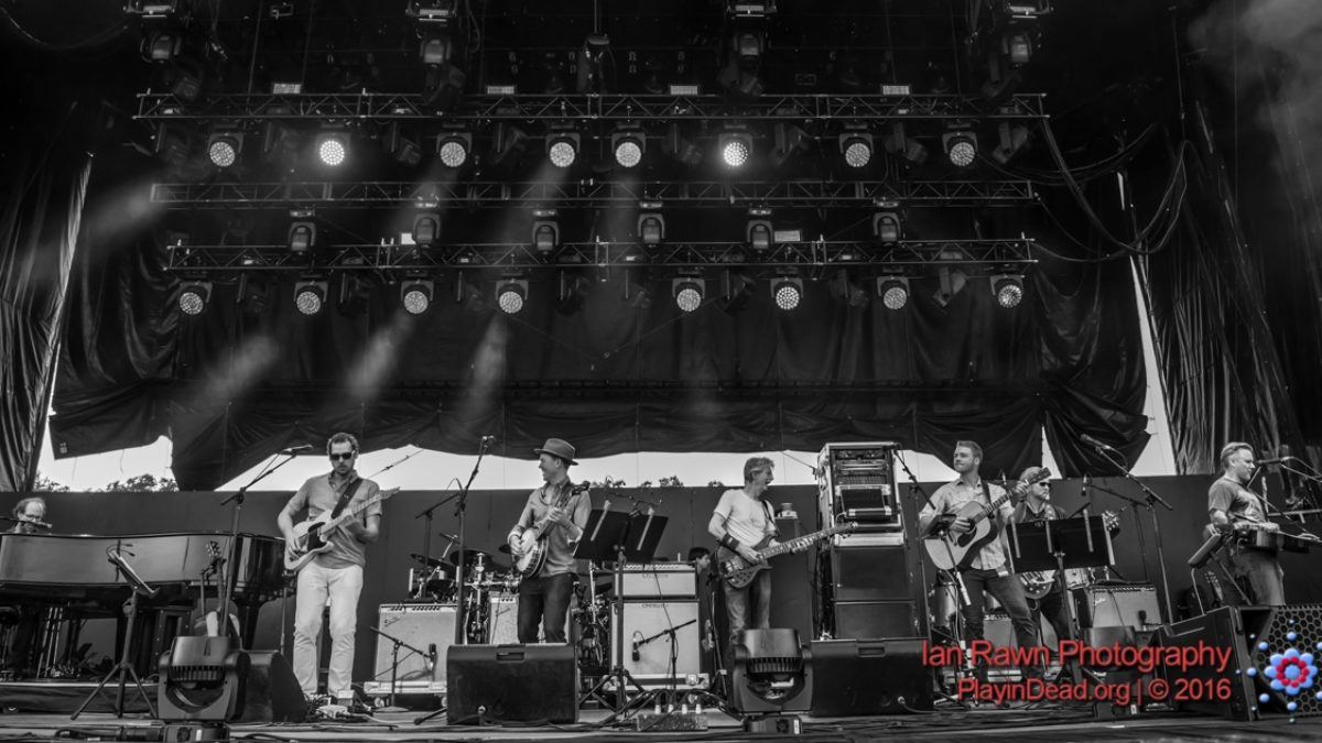 Phil & Friends Featuring Members Of Phish, Infamous Stringdusters & More Play ‘Rosalie McFall’ At Lockn’