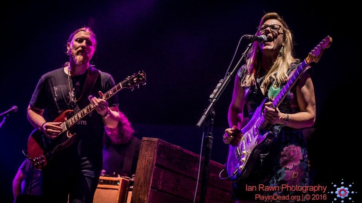 Tedeschi Trucks Band Announces 2017 Midwest Run