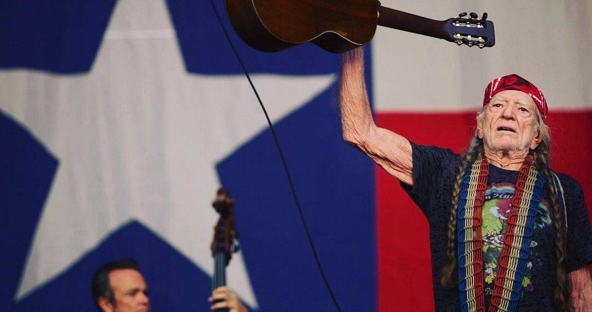 willie-nelson-acl-fest-crop