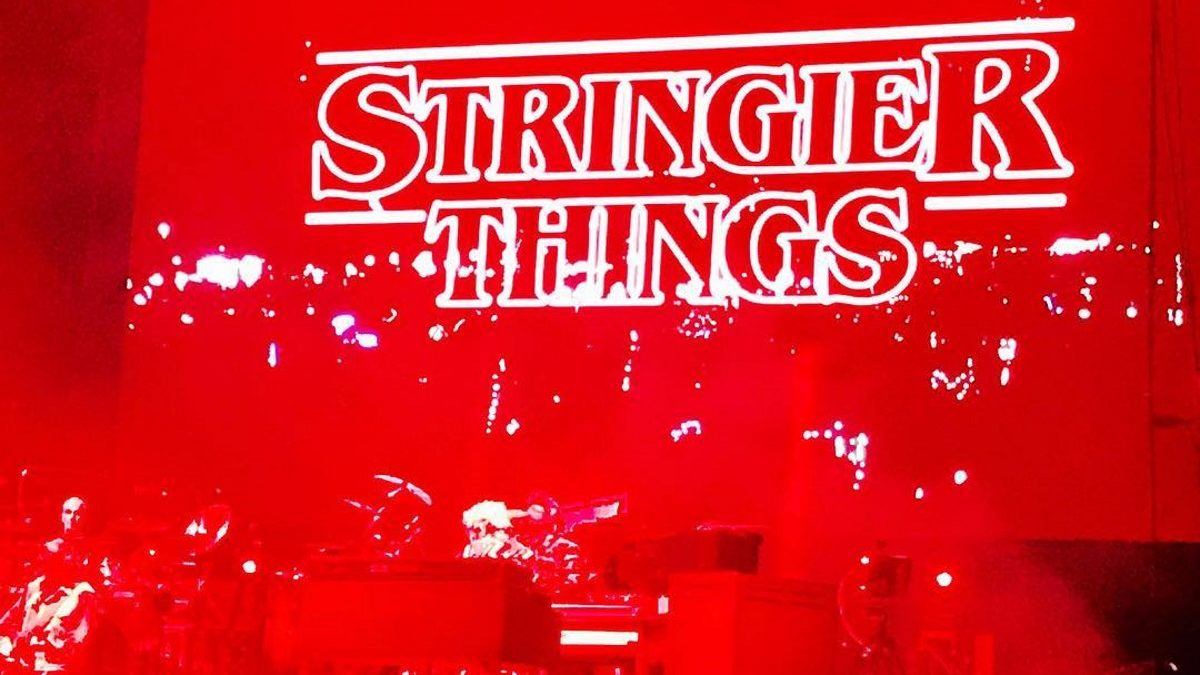 The String Cheese Incident Pays Tribute To The 1980s At Suwannee Hulaween