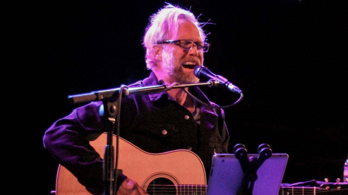Anders Osborne Goes Acoustic At Troubadour Hollywood: Photos & Setlist