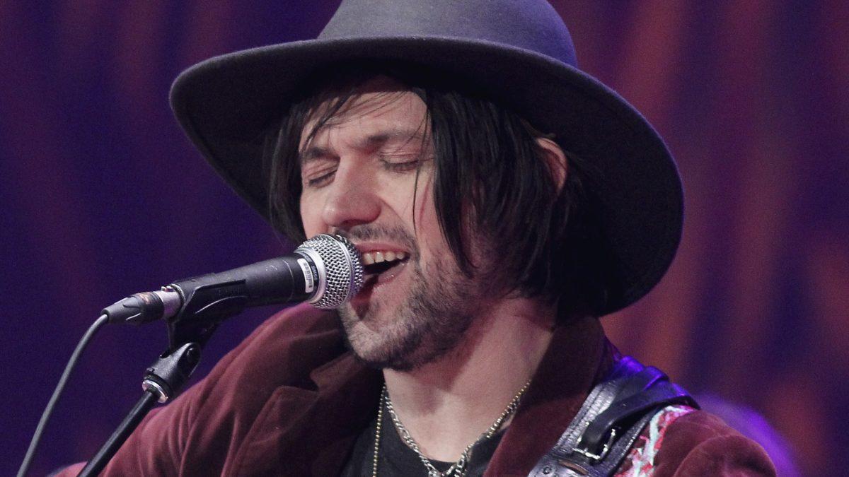 Pro-Shot Video: Conor Oberst, Patty Griffin & Shawn Colvin Cover Emmylou Harris’ ‘The Pearl’
