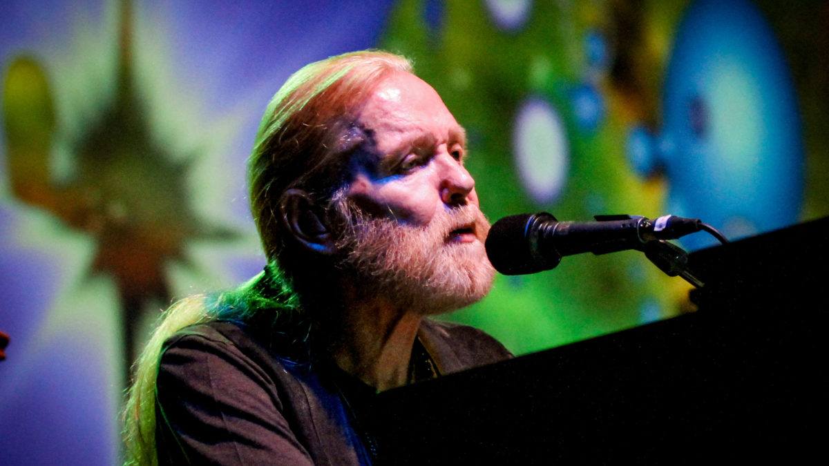 UGA Redcoat Marching Band Honors Gregg Allman At Halftime