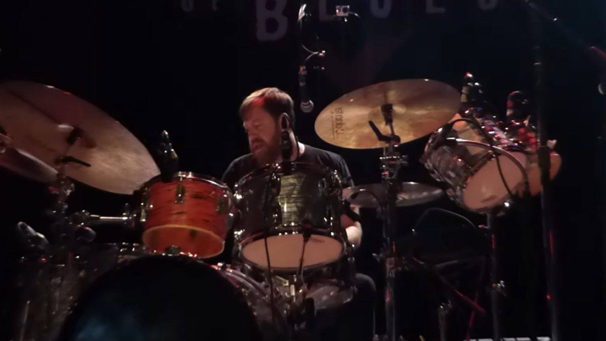 Joe Russo’s Almost Dead Busts Out Neil Young Cover In California