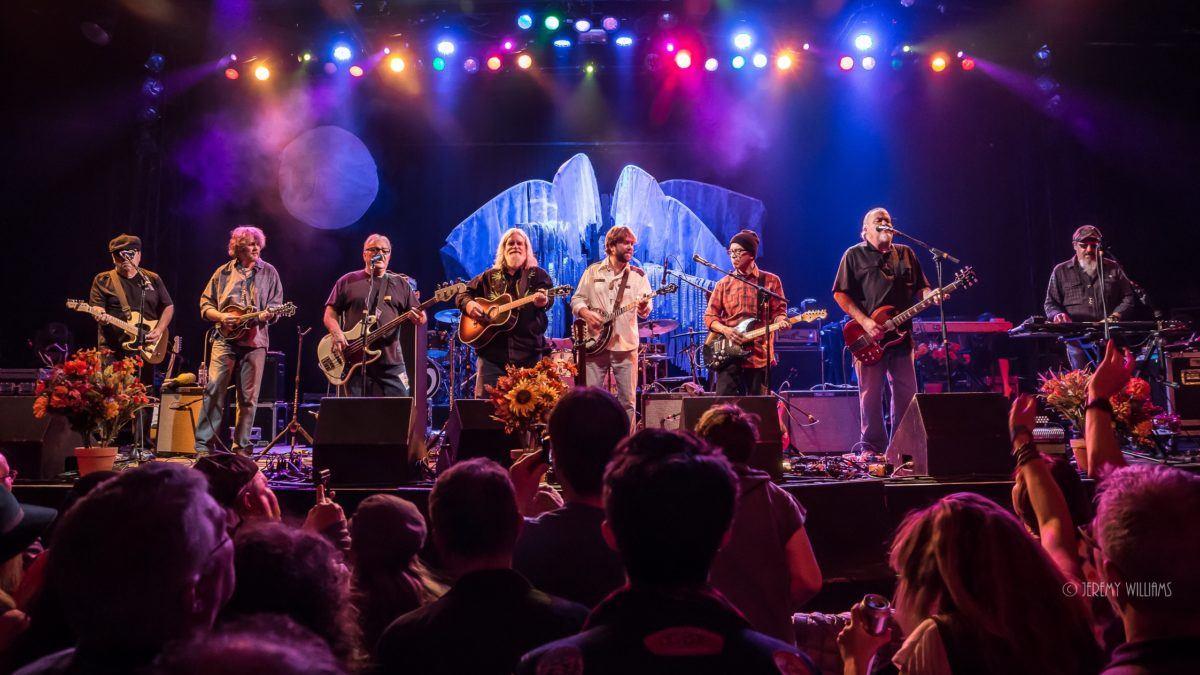 Los Lobos & Leftover Salmon Team Up At The Fillmore: Photos, Videos & Audio