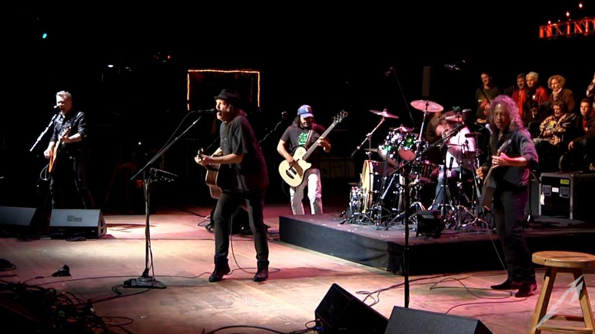 Pro-Shot Video: Metallica Performs With Neil Young At 2016 Bridge School Benefit Concert