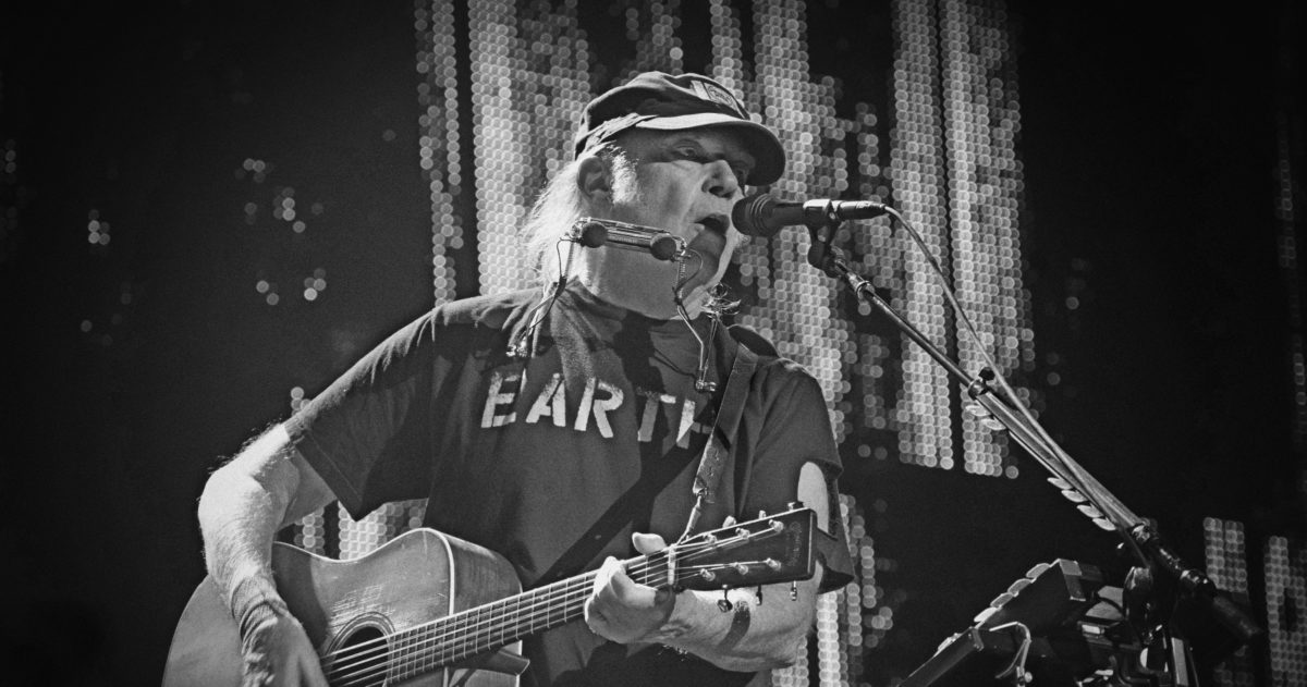 neil-young-stu-kelly-crop