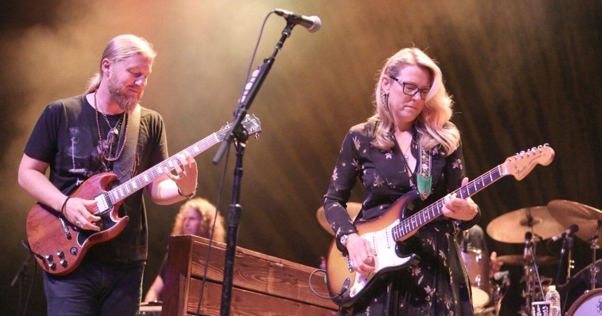 tedeschi-trucks-band-weiand-crop-3