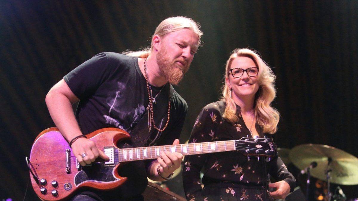 Tedeschi Trucks Band Confirms Support Acts For 2017 Beacon Theatre Residency