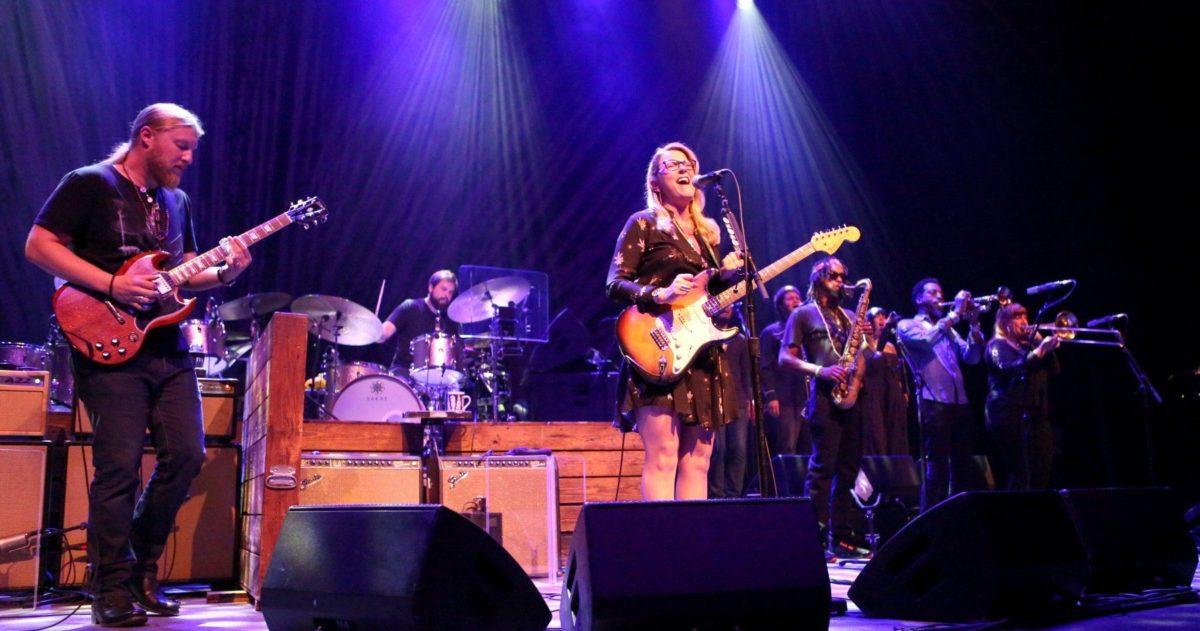 tedeschi-trucks-band-weiand-crop-7