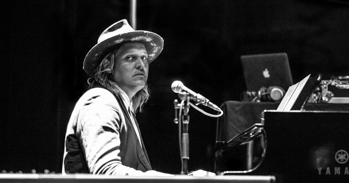 win-butler-russo-crop-4