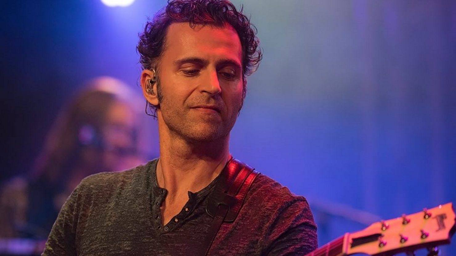 Dweezil Zappa Announces ‘What’s In A Name?’ Storytelling Tour