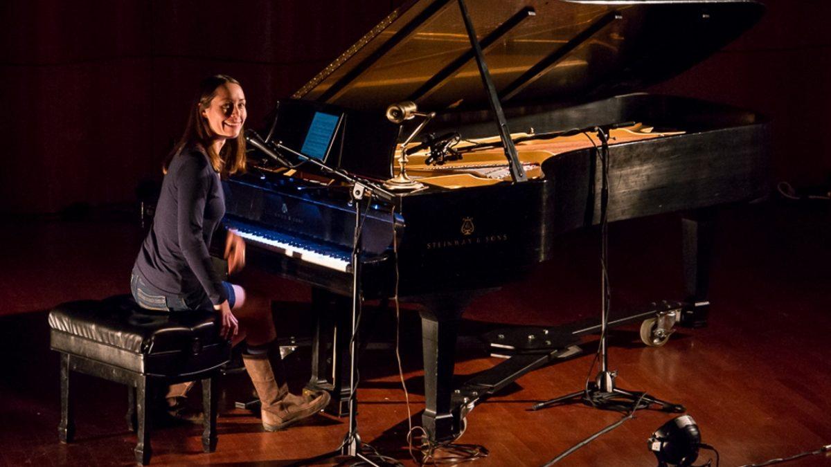 Holly Bowling Shares Rendition Of 'Morning Dew'