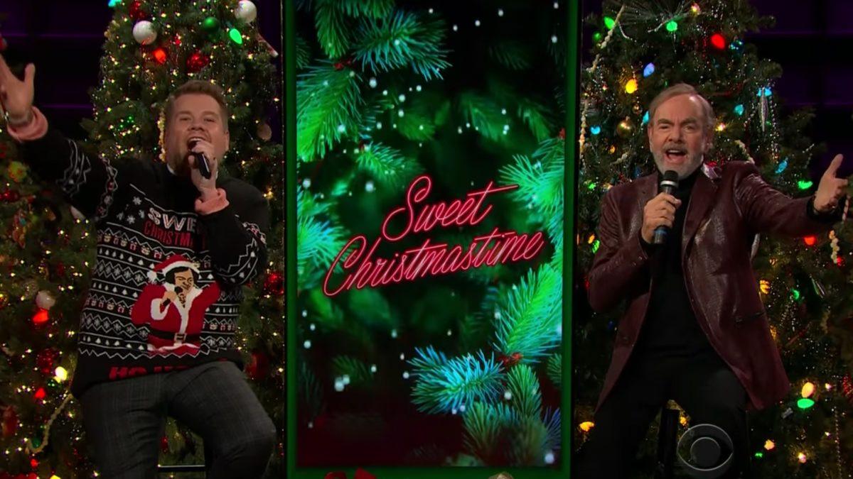 Neil Diamond Performs Christmas Medley & ‘Sweet Christmastime’ On ‘Late Late Show’