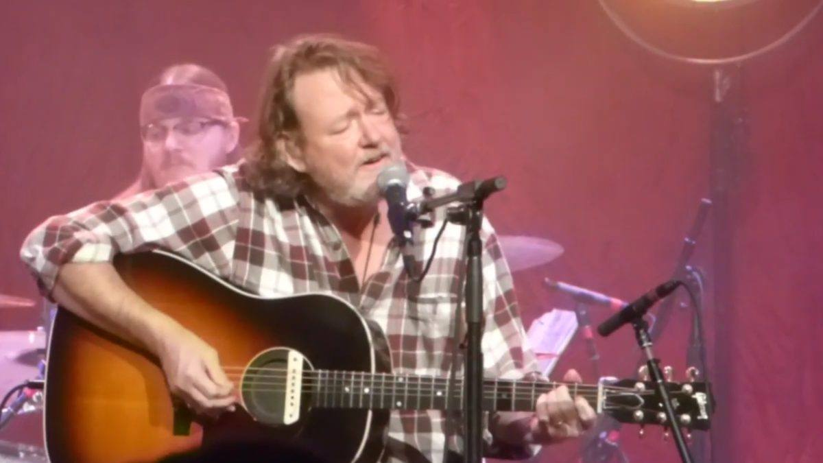 Widespread Panic Goes Acoustic At The Ryman