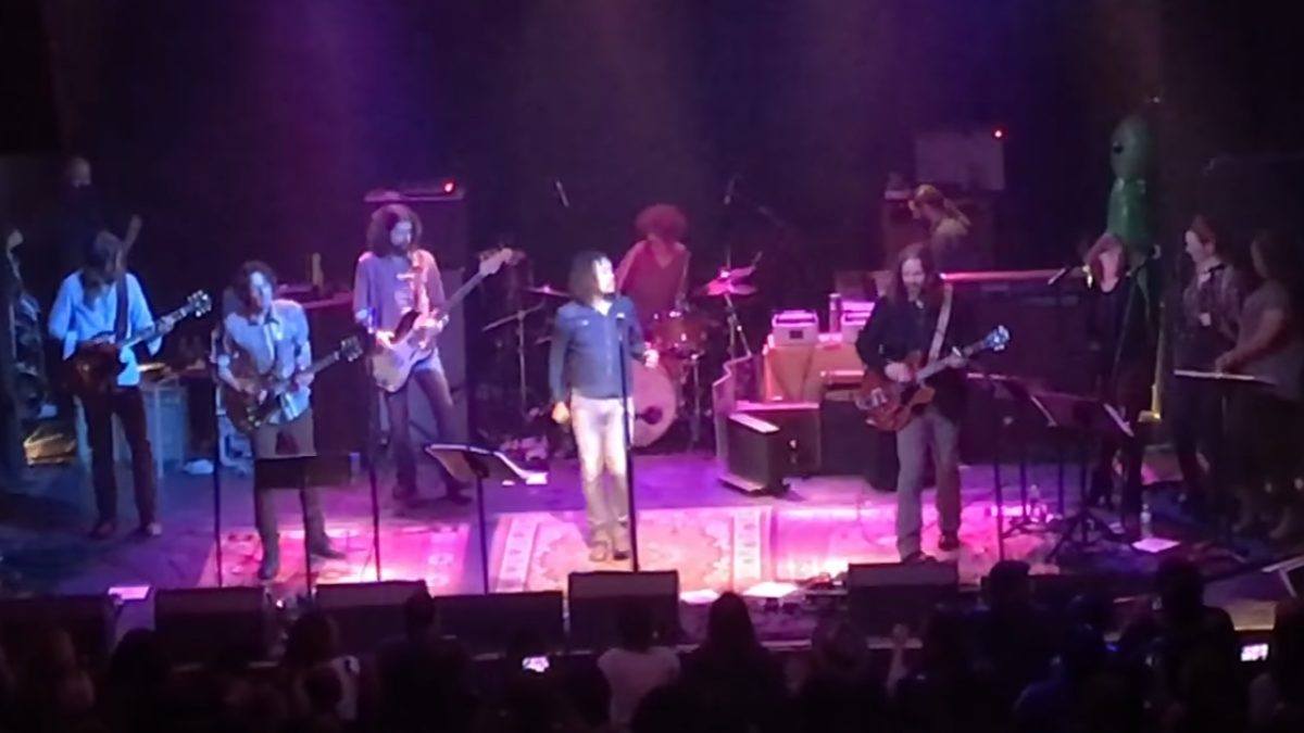 Rich Robinson Debuts The Magpie Salute In New York City