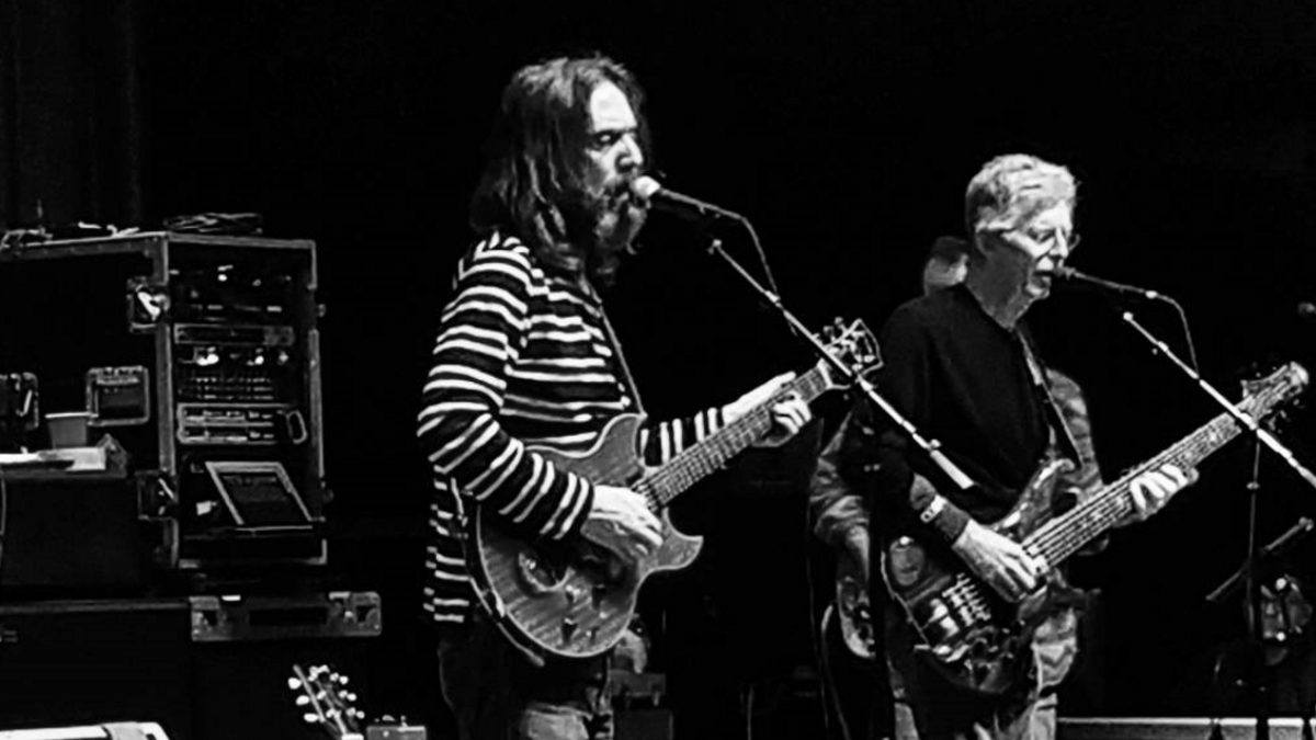 Phil Lesh & Friends Perform ‘American Beauty’ & ‘Workingman’s Dead’ At Brooklyn Bowl Vegas