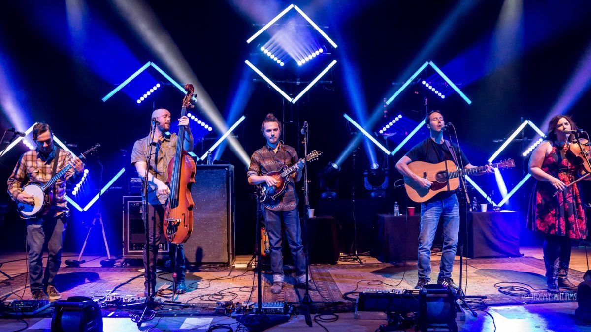 Yonder Mountain String Band Announces 2018 Spring Tour