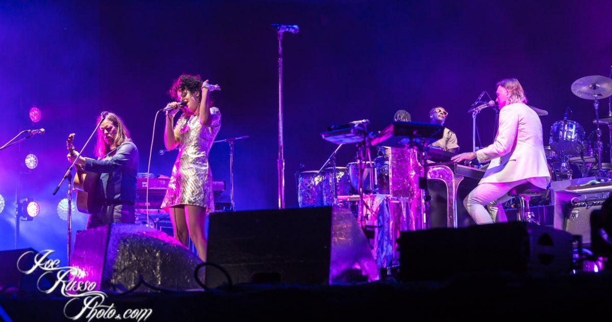 Arcade Fire Russo Crop 5