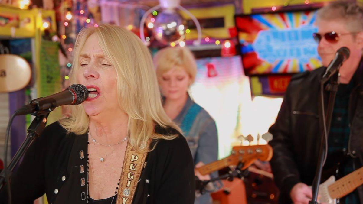 Pegi Young & The Survivors Perform For ‘Jam In The Van’