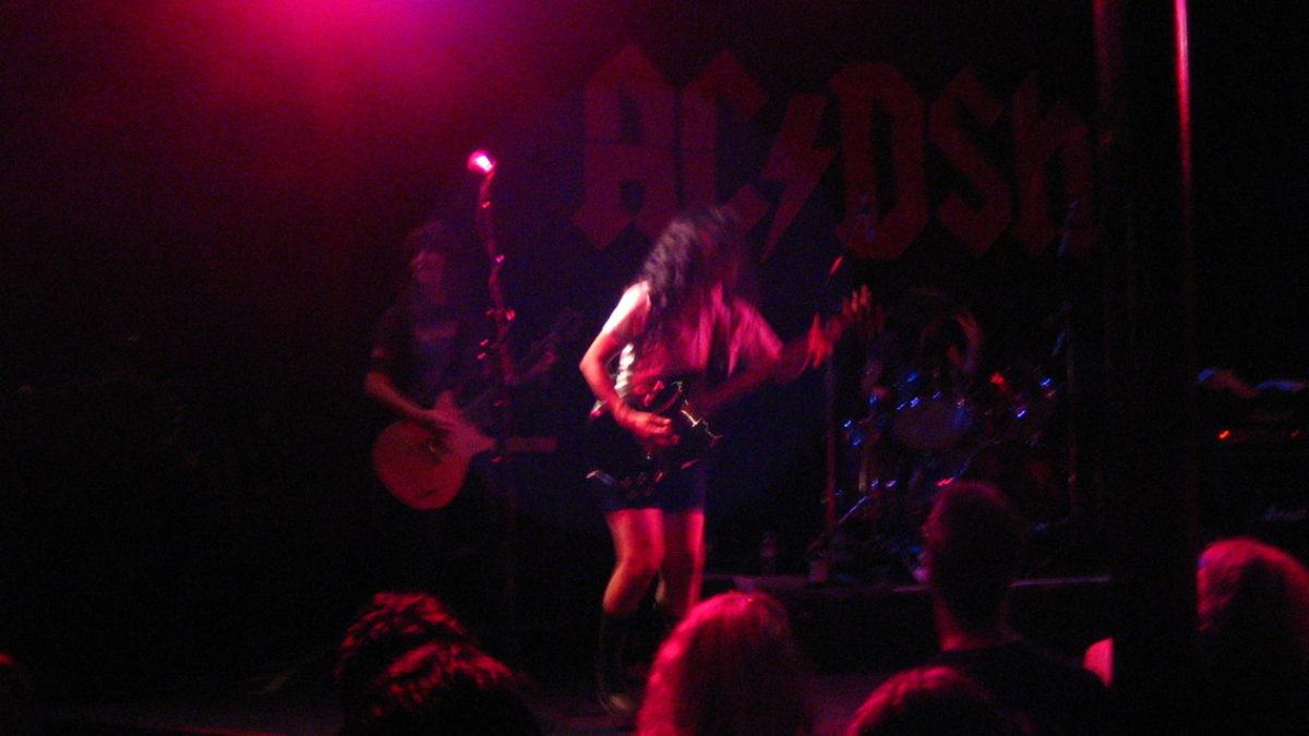 AC/DShe