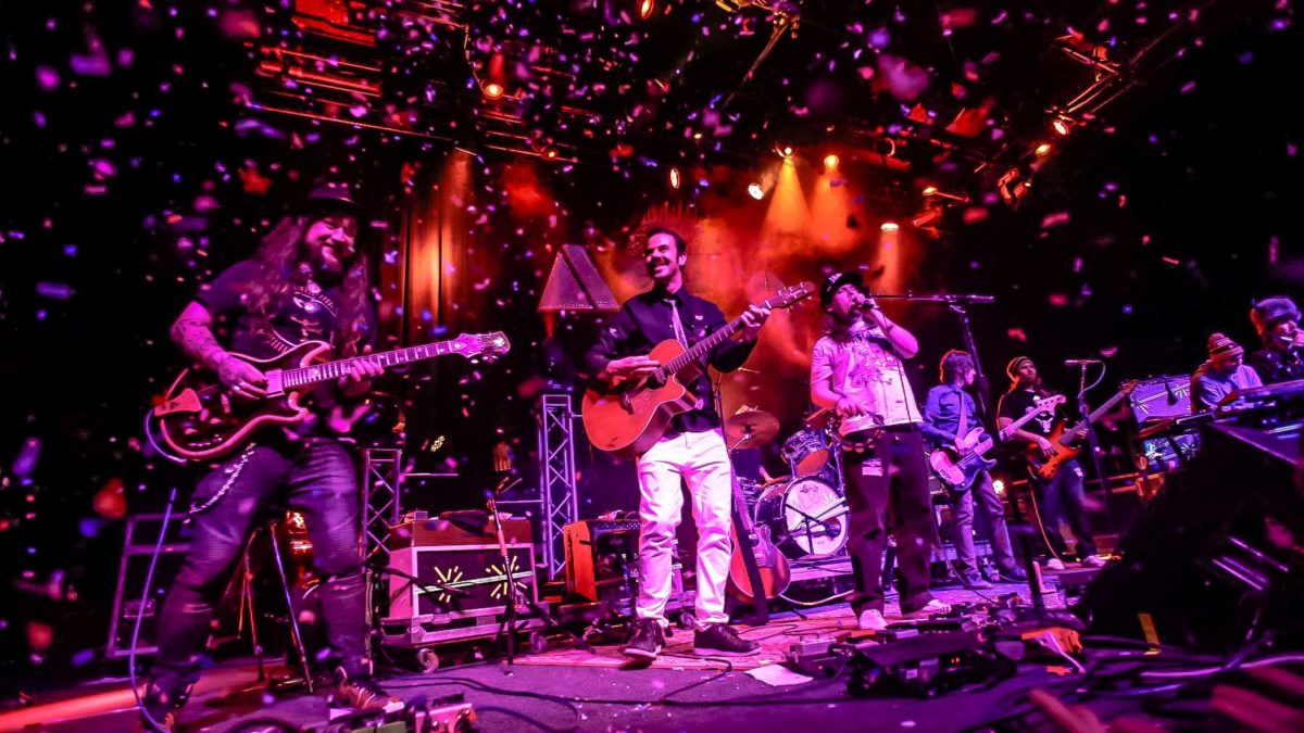 ALO Welcomes Twiddle, Moon Hooch & Jennifer Hartswick In San Francisco: Photos & Videos