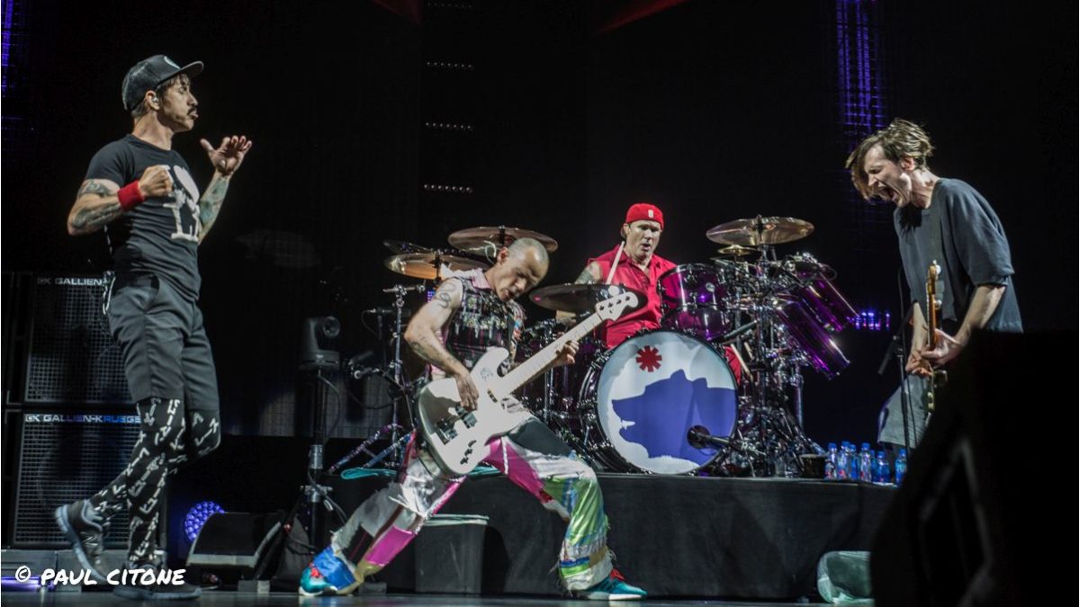 Red Hot Chili Peppers Bust Out Yacht Rock Classic In Pittsburgh