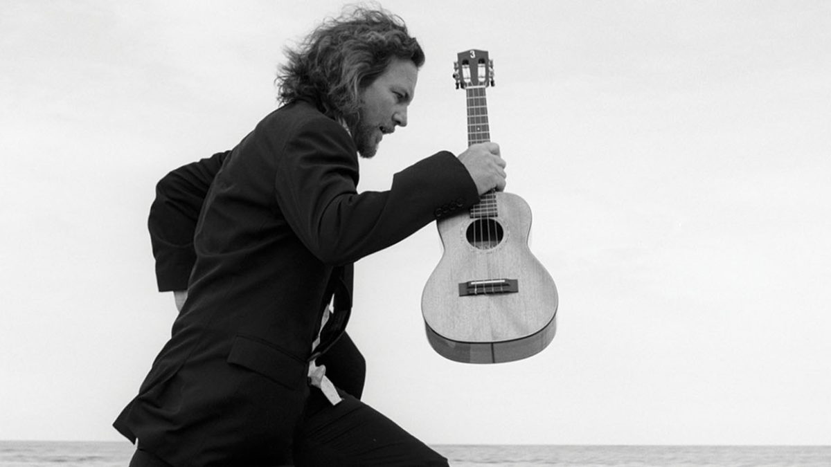 Eddie Vedder Announces 2017 European Solo Tour