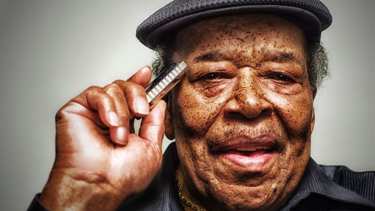 Harmonica Legend James Cotton 1935 - 2017