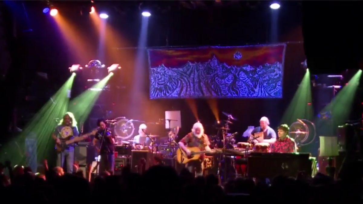 The String Cheese Incident Performs ‘A String Cheese Incident’ Live Album In Boulder