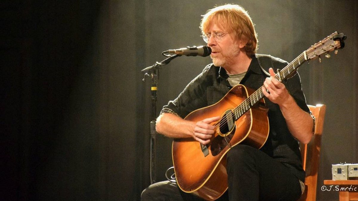 Full Show Audio & Video: Trey Anastasio Concludes Solo Acoustic Run In Portsmouth
