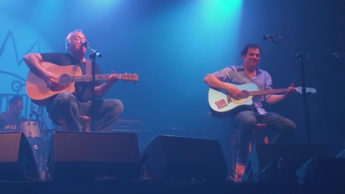 Ween Goes Acoustic At Aragon In Chicago