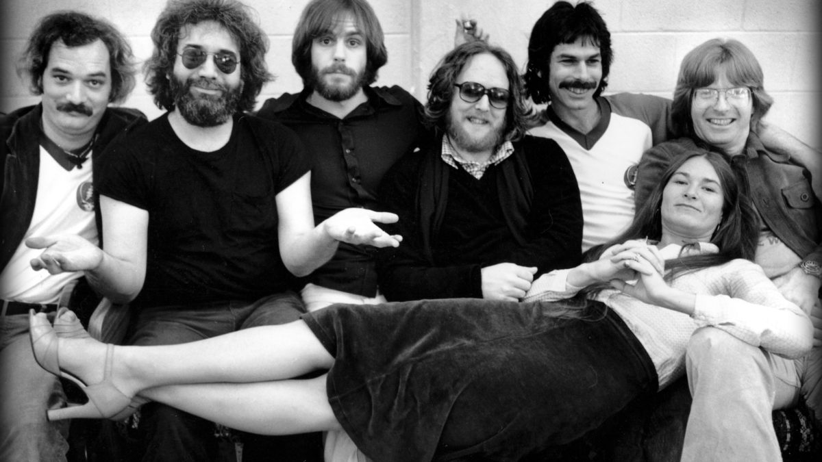 Grateful Dead To Release Famed 1977 Show As 'Dave's Picks Volume 25'