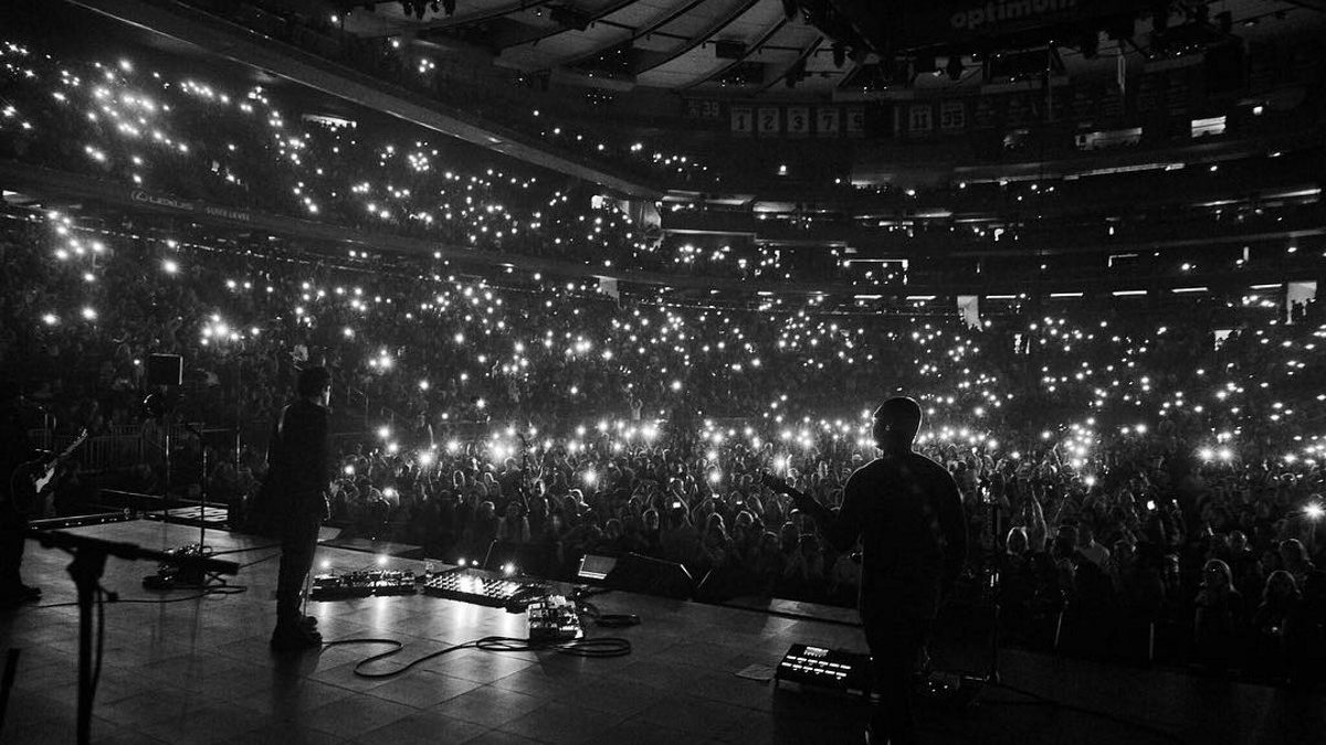 John Mayer Covers 'Fire On The Mountain' At Madison Square Garden