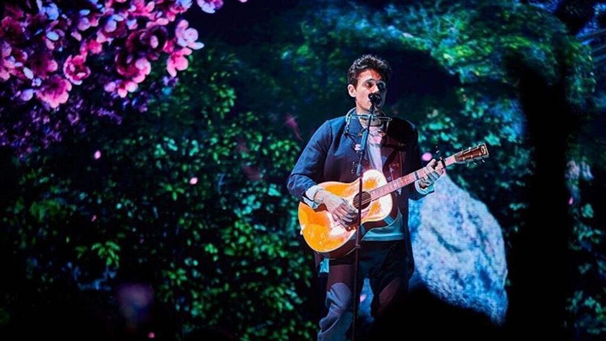 John Mayer Covers 'Friend Of The Devil' In Edmonton