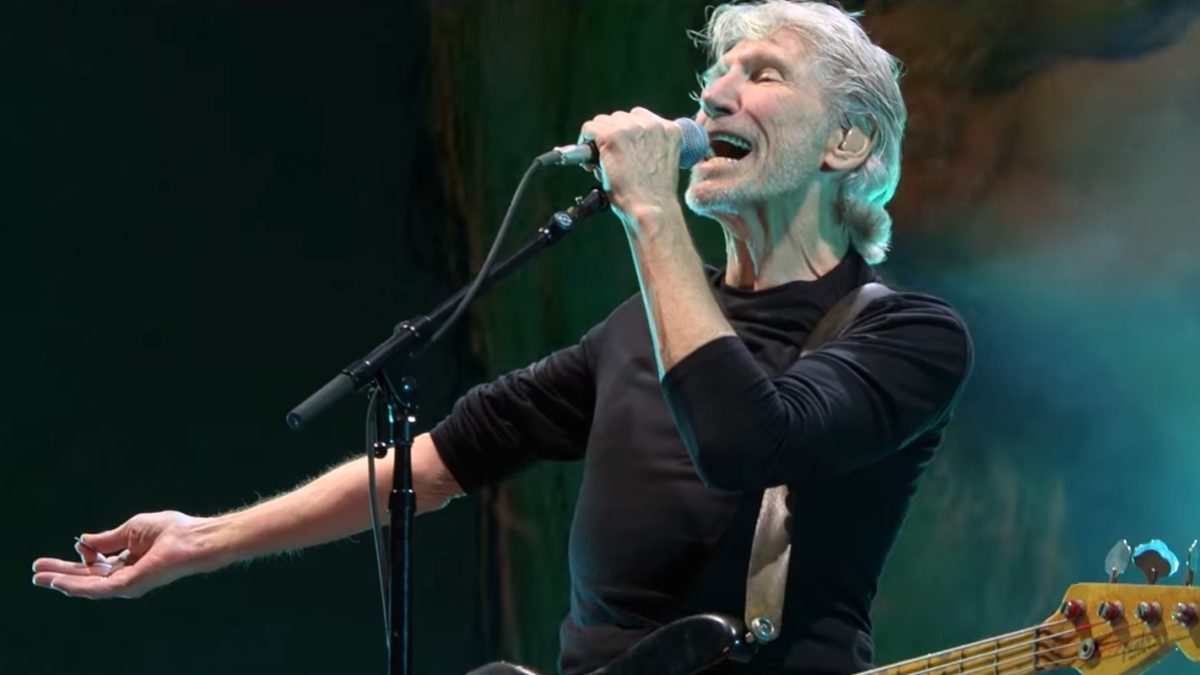 Pro-Shot Video: Roger Waters Performs ‘Time’ In Mexico City