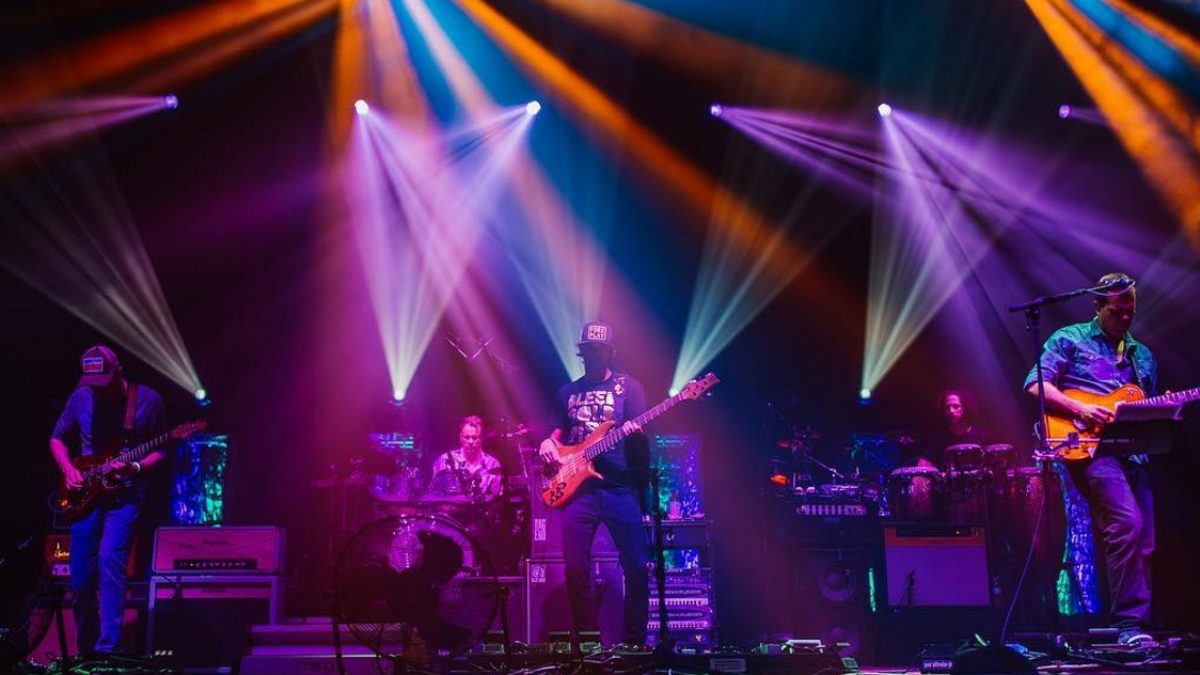 Umphrey’s McGee Continues Busting Out Covers In Florida