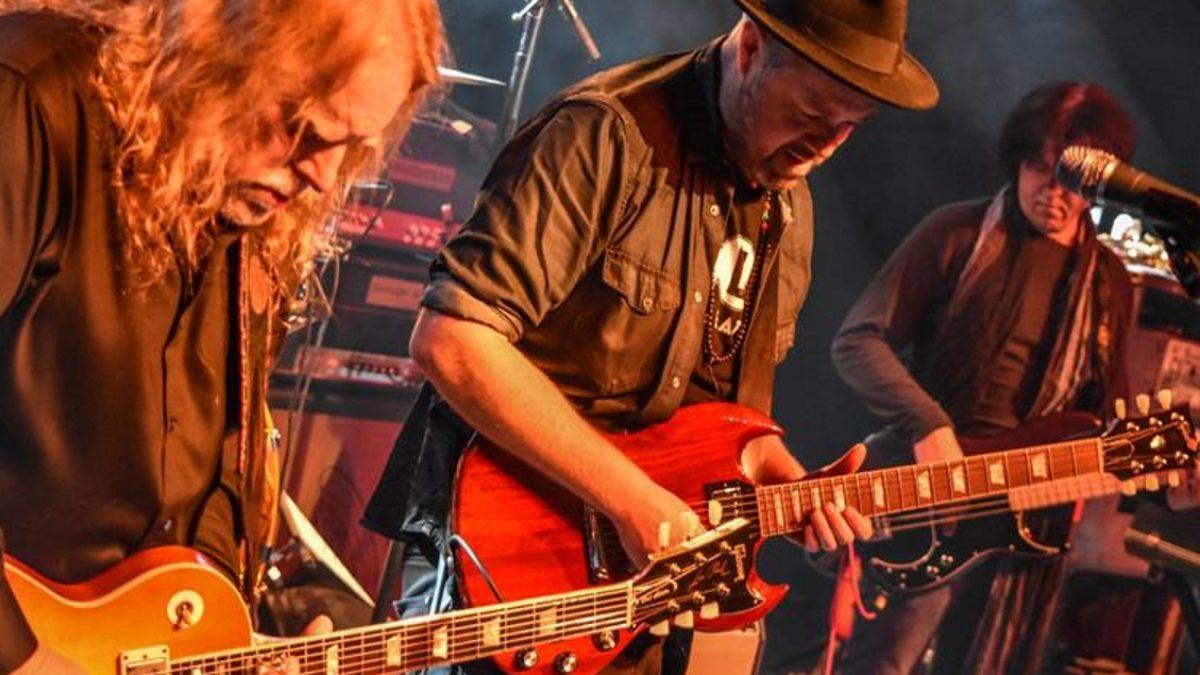 Gov’t Mule Debuts New Song & Welcomes Eric Krasno In Alabama