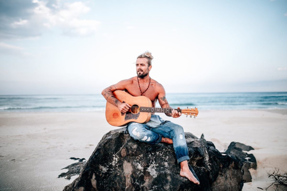 Xavier Rudd Press