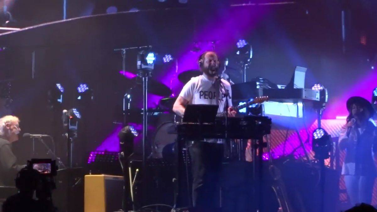 Bon Iver Welcomes Bruce Hornsby & Jenny Lewis At Coachella
