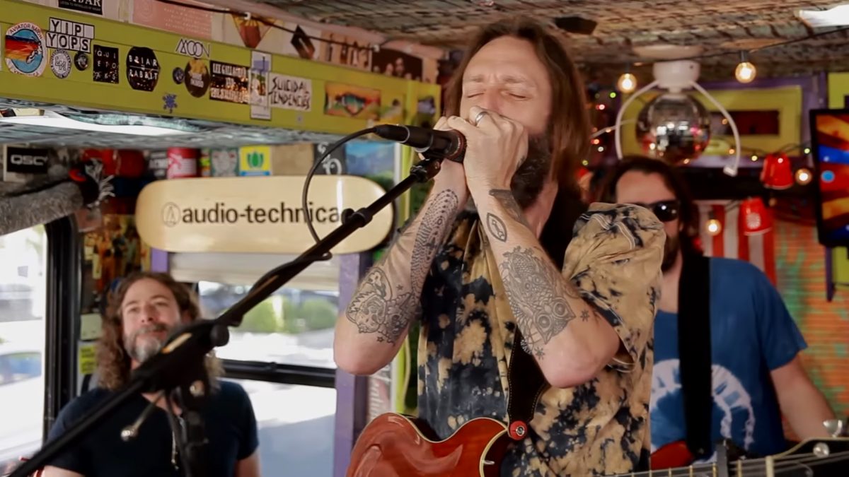 Exclusive Premiere: Chris Robinson Brotherhood Performs For ‘Jam In The Van’