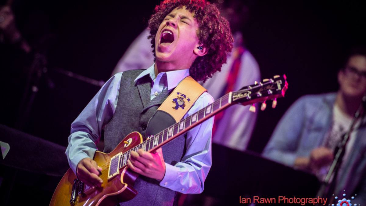 John Mayer Showers Praise On 14-Year-Old Guitarist Brandon 'Taz' Niederauer