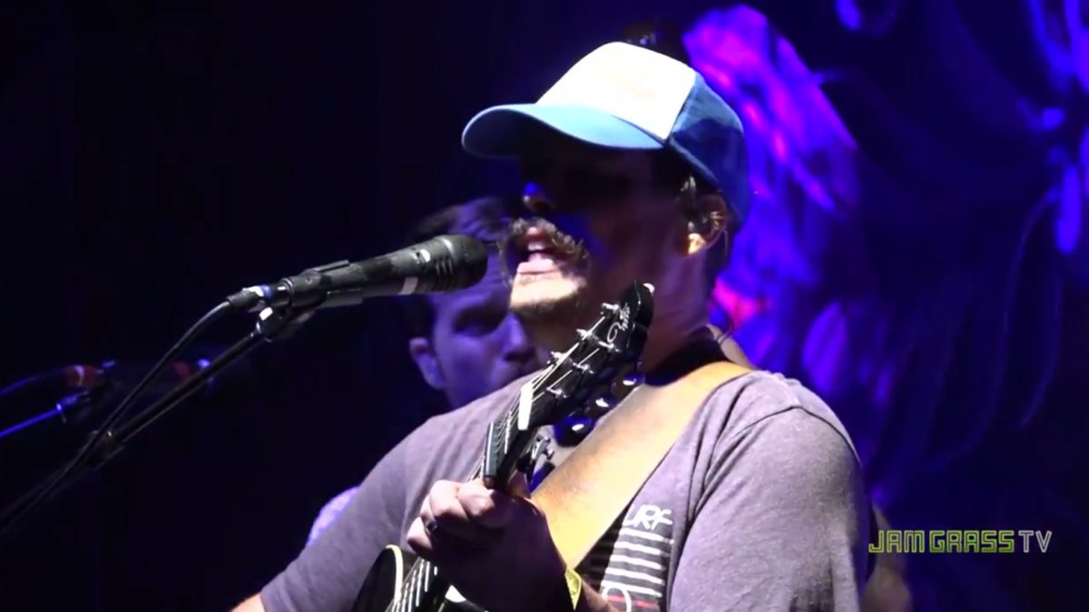 Pro-Shot Video: Greensky Bluegrass Performs 'Kerosene' At Northwest String Summit 2016